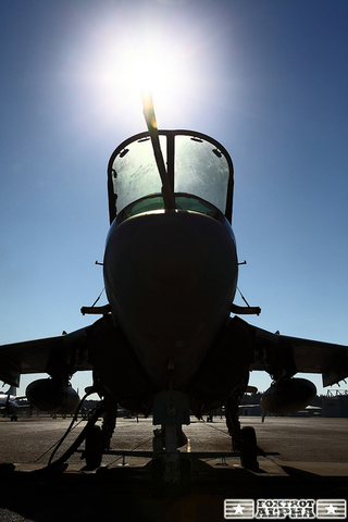 Illustration for article titled The Navy's EA-6B Prowler Completes Its Final Carrier Cruise